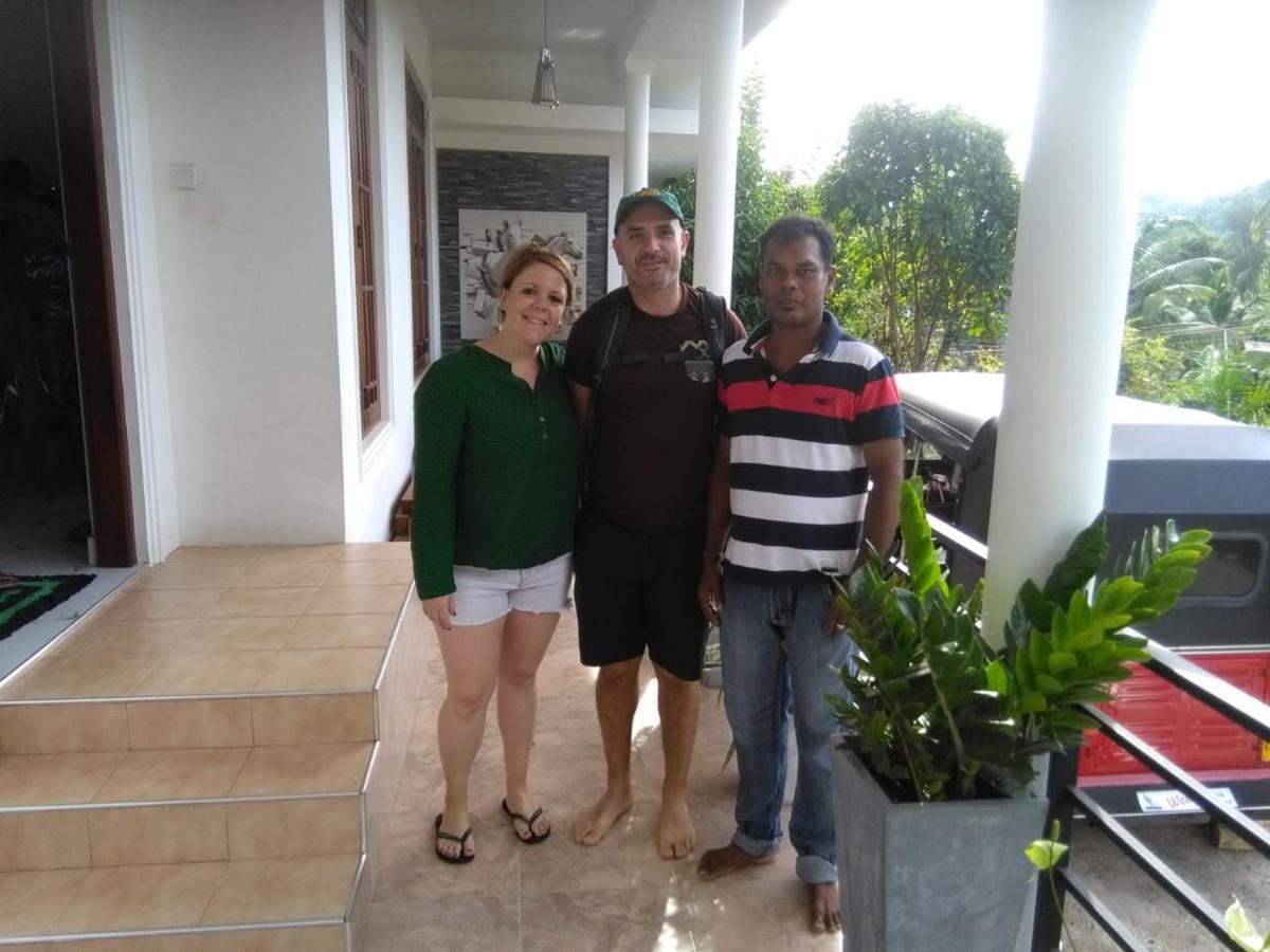 Mahaweli King'S Villa Kandy Esterno foto