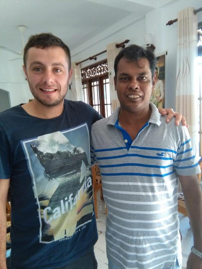 Mahaweli King'S Villa Kandy Esterno foto